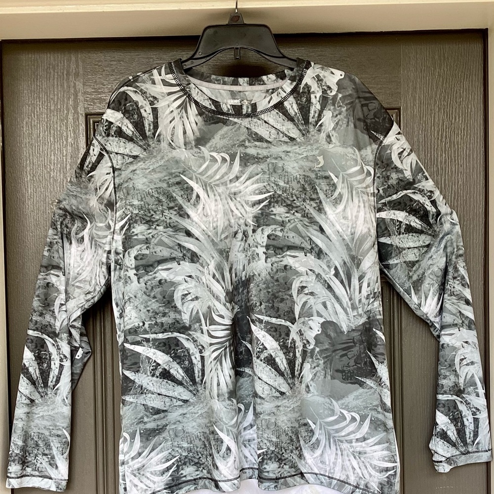 Reel Legends Palm Graphic Long Sleeve Freeline Shirt Gray, Black, White Size XL